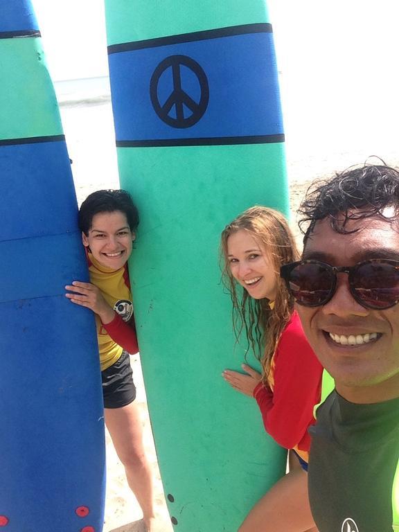 Salty Shakas Bamboo Stay Canggu Eksteriør billede