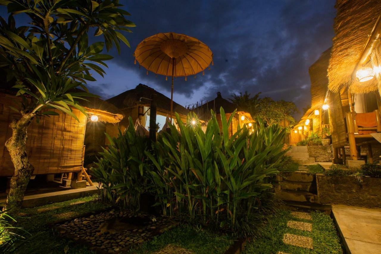 Salty Shakas Bamboo Stay Canggu Eksteriør billede